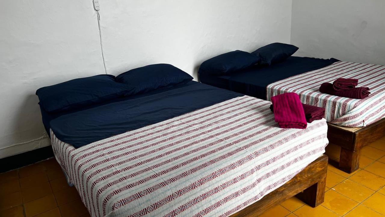 Auberge de jeunesse Maria Bonita à Guadalajara Extérieur photo