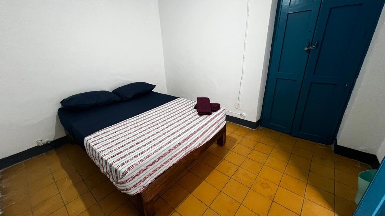 Auberge de jeunesse Maria Bonita à Guadalajara Extérieur photo